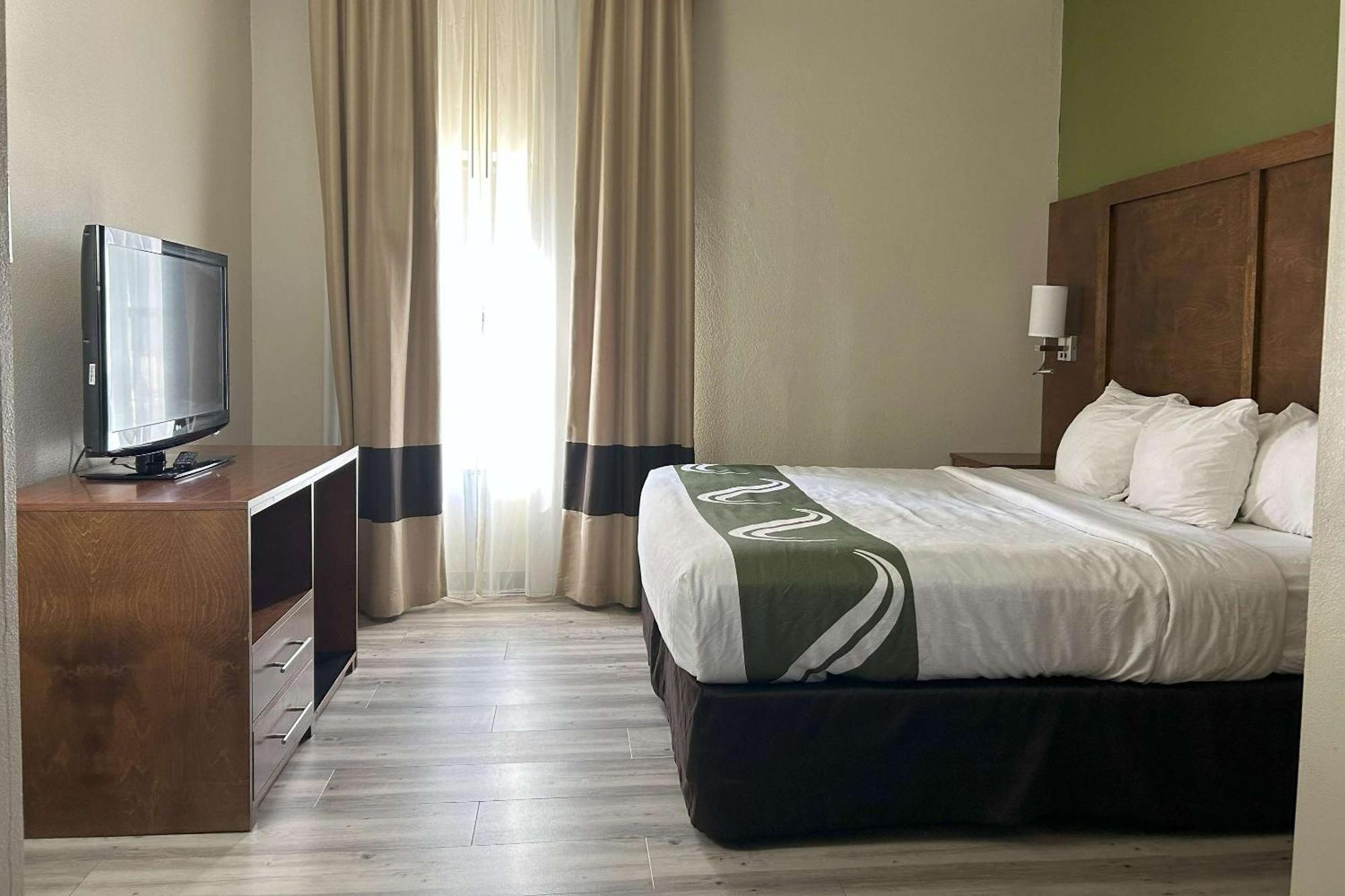 Quality Inn & Suites Tarboro - Kingsboro Kültér fotó