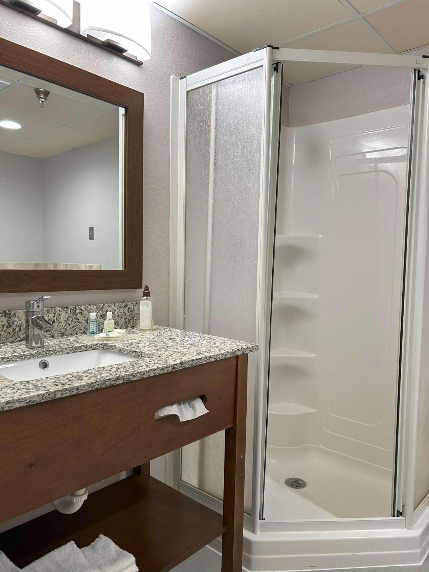 Quality Inn & Suites Tarboro - Kingsboro Kültér fotó