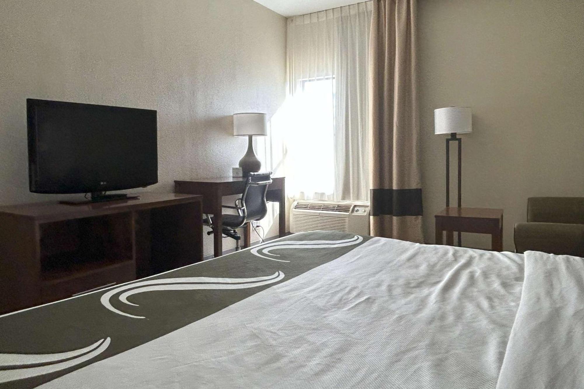 Quality Inn & Suites Tarboro - Kingsboro Kültér fotó